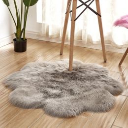 Fluffy 6cm Plush Carpet Fuzzy Wool Floor Mat Multicolor Flowers Clouds Soft Living Room Bedroom Adult Child Kids Fashion Lovely (Color: Light Grey, size: 45*45cm)