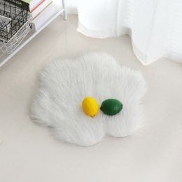 Fluffy 6cm Plush Carpet Fuzzy Wool Floor Mat Multicolor Flowers Clouds Soft Living Room Bedroom Adult Child Kids Fashion Lovely (Color: White & Silver, size: 45*45cm)